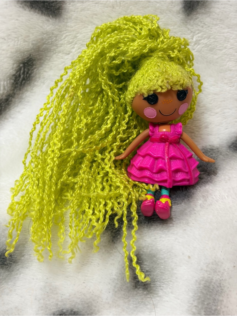 LALALOOPSY (2012) Mini Loopy Hair Pix E. Flutters 3” Doll/MGA Entertainment